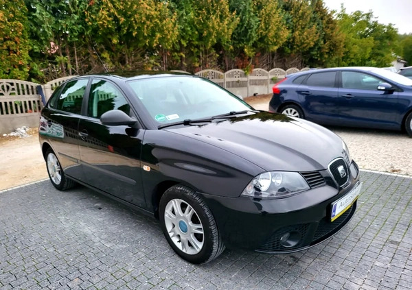 Seat Ibiza cena 13900 przebieg: 152100, rok produkcji 2008 z Łęczna małe 254